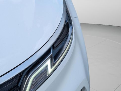 Certified 2024 Kia Carnival LX image 12