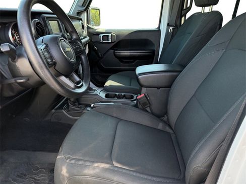 Certified 2021 Jeep Wrangler Unlimited Sport image 9