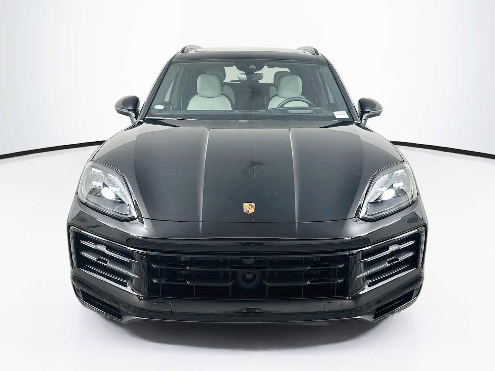 Certified 2026 Porsche Cayenne AWD/4WD image 6