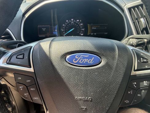 Used 2015 Ford Edge SEL w/ Equipment Group 201A AWD/4WD image 11