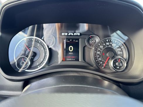 Used 2024 RAM 2500 Big Horn w/ Bed Utility Group image 15