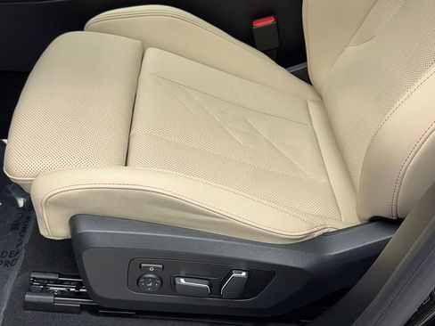 Used 2025 BMW X3 xDrive30i image 39