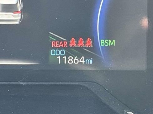 Used 2025 Toyota RAV4 XLE AWD/4WD image 21