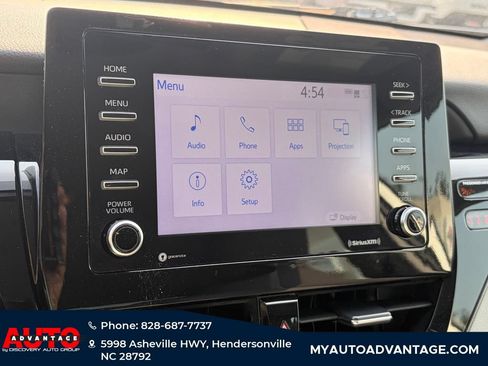 Used 2022 Toyota Camry LE FWD image 12