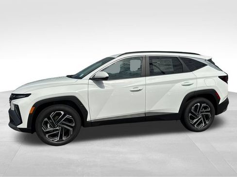 New 2026 Hyundai Tucson SEL Plus FWD image 2