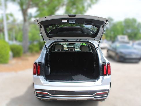 Certified 2021 Kia Sorento S image 9