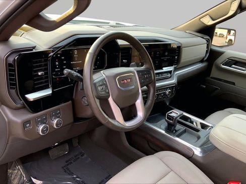 Used 2026 GMC Sierra 1500 SLT w/ SLT Premium Plus Package AWD/4WD image 17