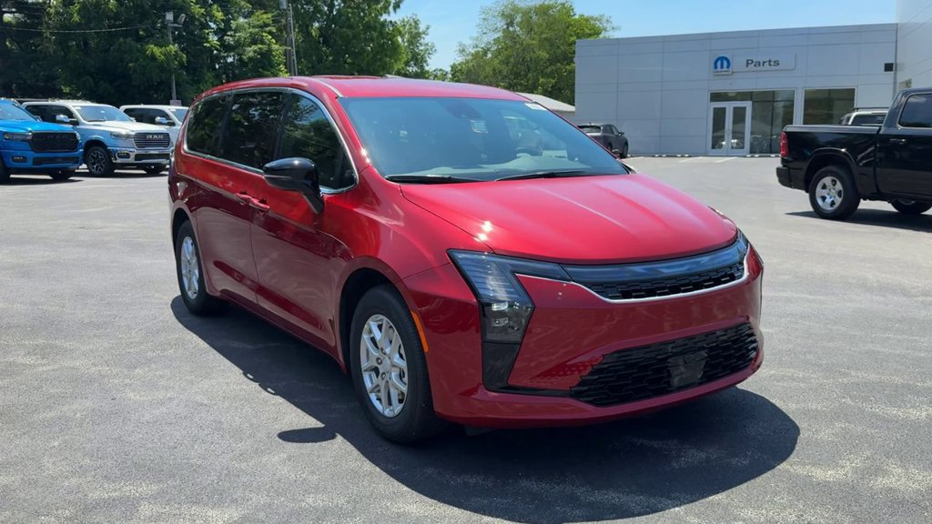 New 2027 Chrysler Pacifica Select FWD image 9