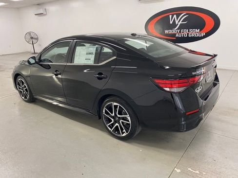 New 2025 Nissan Sentra SR image 7