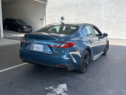 Used 2026 Toyota Camry SE w/ Multimedia Upgrade Package FWD image 4
