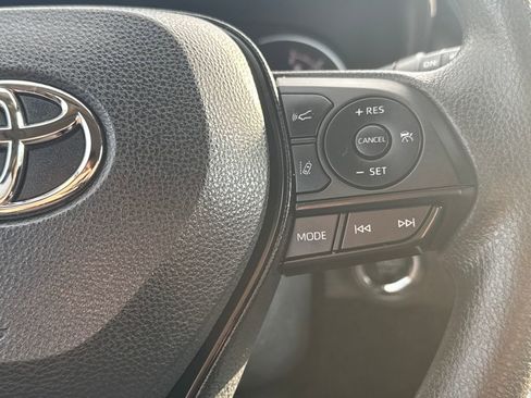 Used 2023 Toyota RAV4 XLE image 18