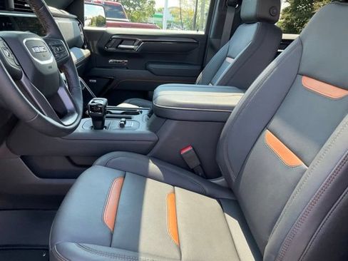 Used 2026 GMC Sierra 1500 AT4 w/ AT4 Premium Package AWD/4WD image 5