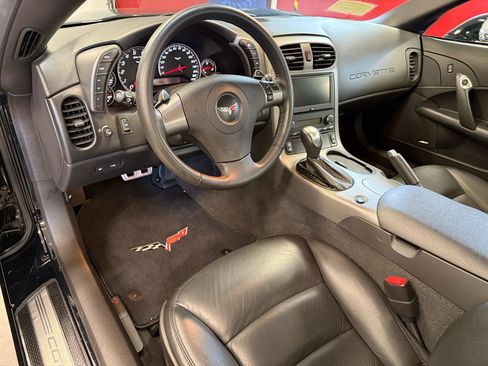 Used 2007 Chevrolet Corvette Convertible w/ Preferred Equipment Group image 31