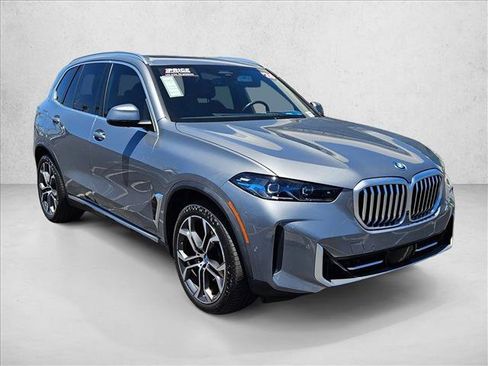 Used 2026 BMW X5 xDrive50e w/ Executive Package AWD/4WD image 3