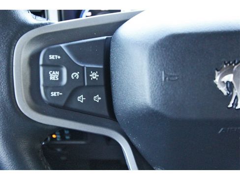 Used 2023 Ford Bronco Wildtrak image 11