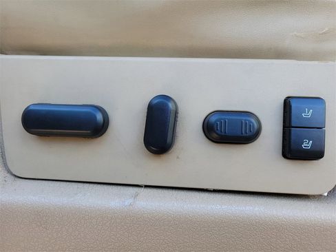 Used 2011 Ford F150 Lariat w/ Lariat Plus Pkg image 19