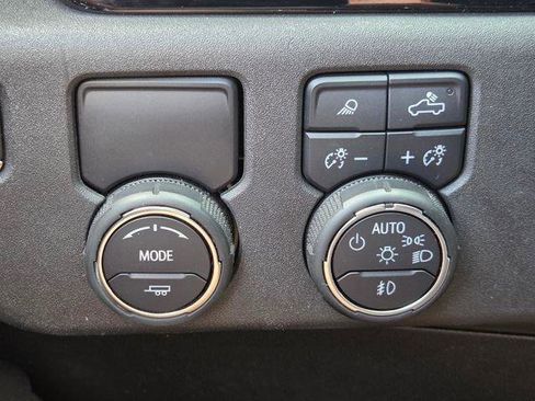 Used 2024 Chevrolet Silverado 1500 RST w/ Rally Edition image 12