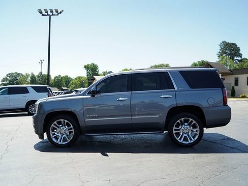 Used 2020 GMC Yukon SLT w/ Premium Edition RWD image 22
