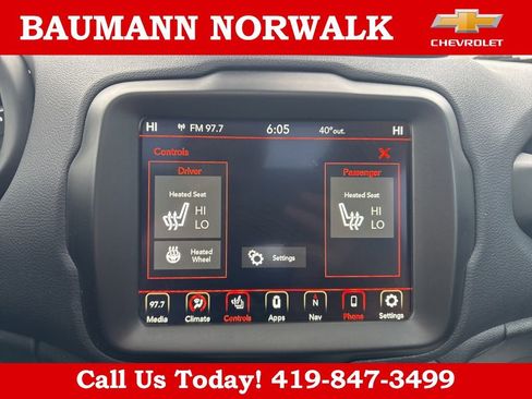 Used 2023 Jeep Renegade Limited w/ Sun/Sound Group AWD/4WD image 28