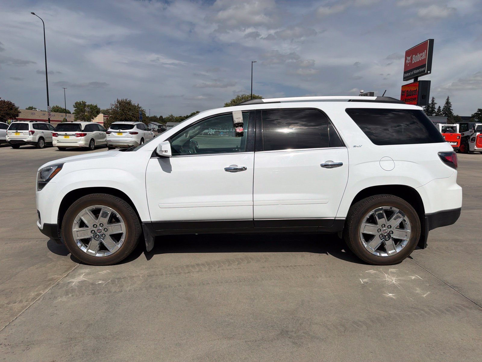 Used 2017 GMC Acadia Limited SLT AWD/4WD image 5