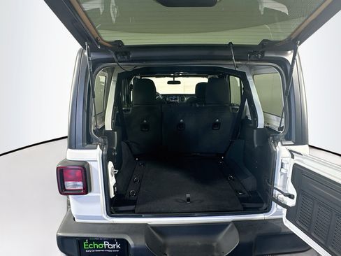 Used 2023 Jeep Wrangler Unlimited Sport AWD/4WD image 26