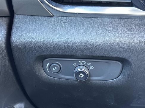 Certified 2023 Chevrolet Traverse LT image 26