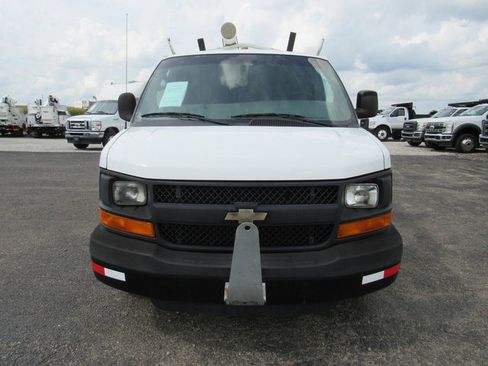 Used 2014 Chevrolet Express 1500 RWD image 8