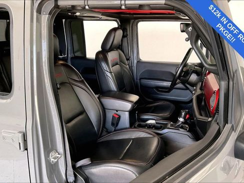 Used 2020 Jeep Gladiator Rubicon image 11