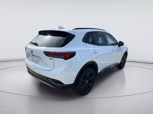 Used 2022 Buick Envision Essence w/ Technology Package II FWD image 3
