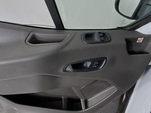 Used 2020 Ford Transit 350 XL image 22