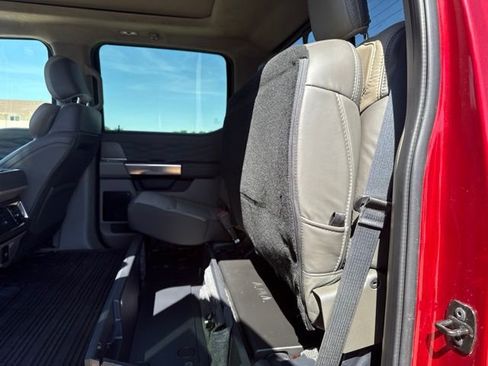 Used 2025 Ford F250 Platinum w/ Platinum Plus Package AWD/4WD image 24