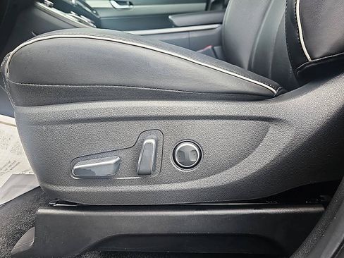 Used 2024 Hyundai Palisade SEL AWD/4WD image 13