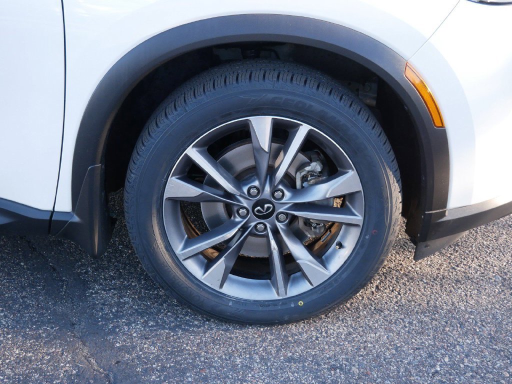 Used 2024 INFINITI QX60 Luxe AWD/4WD image 8