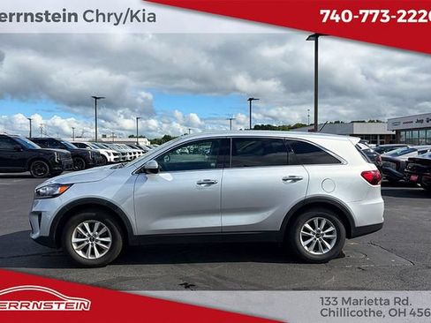 Used 2020 Kia Sorento LX FWD image 4