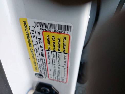 Used 2013 Ford Explorer XLT image 35