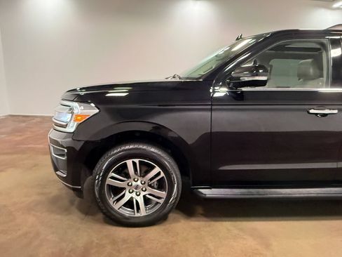 Used 2024 Ford Expedition Max Limited AWD/4WD image 38