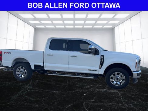 Used 2026 Ford F250 Lariat w/ Chrome Package AWD/4WD image 11