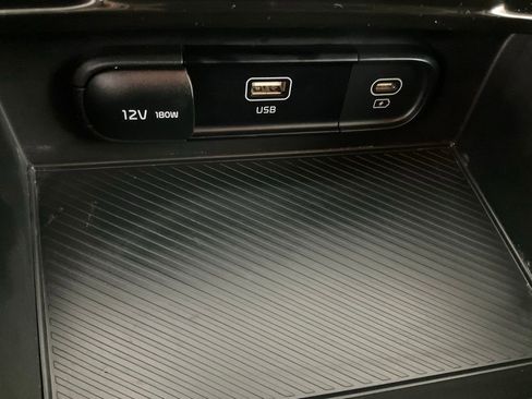 Used 2023 Kia Sportage LX image 19