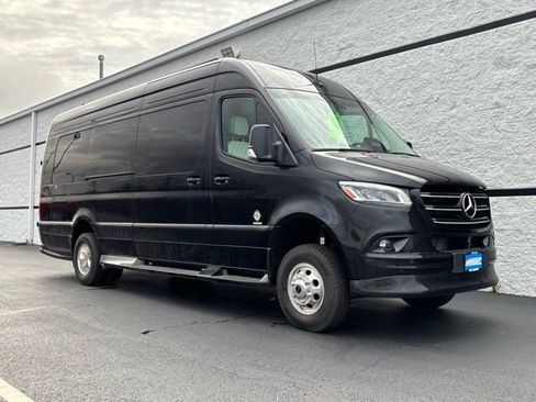 New 2025 Mercedes-Benz Sprinter 3500 image 3