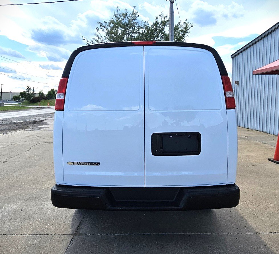 Used 2023 Chevrolet Express 2500 w/ Driver Convenience Package RWD image 8