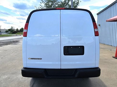 Used 2023 Chevrolet Express 2500 w/ Driver Convenience Package RWD image 8