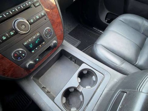 Used 2010 Chevrolet Silverado 1500 LTZ w/ Z71 Appearance Package image 14