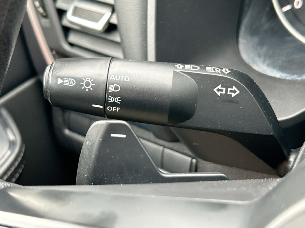 Used 2024 Nissan Rogue SV FWD image 21
