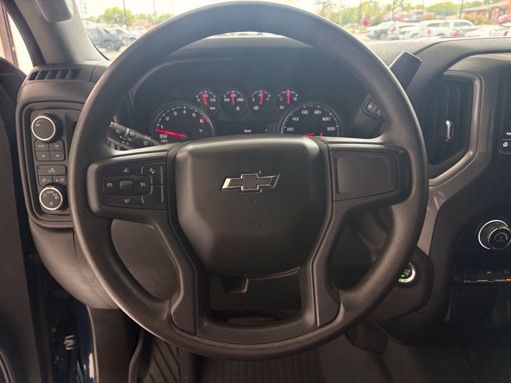 Used 2022 Chevrolet Silverado 1500 Custom Trail Boss w/ LPO, Dark Essentials Package AWD/4WD image 3
