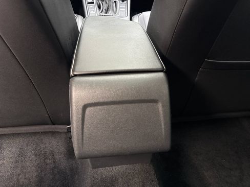 Used 2025 Volkswagen Jetta SE FWD image 68