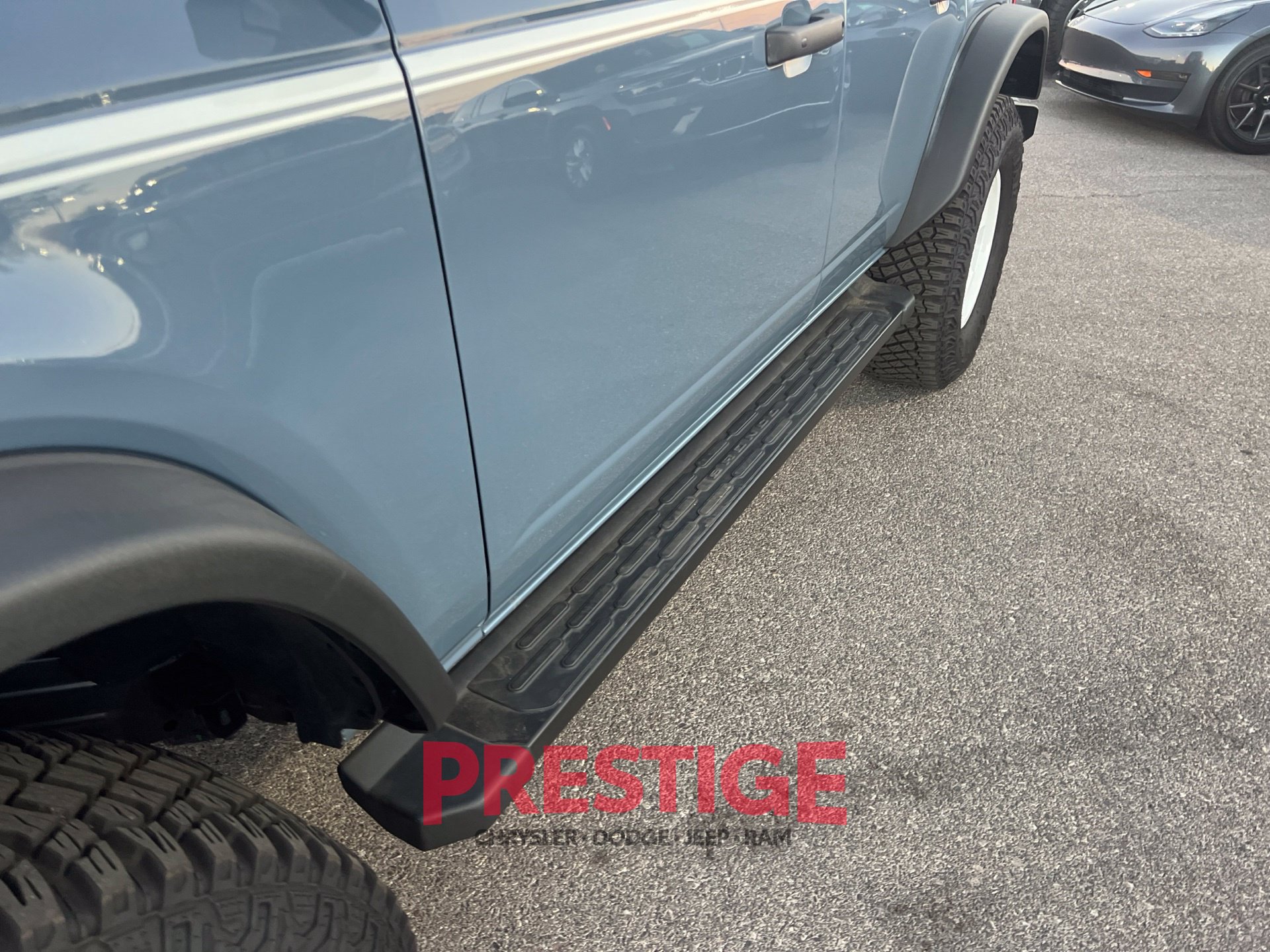 Used 2023 Ford Bronco Heritage Edition AWD/4WD image 11