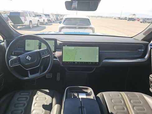 Used 2023 Rivian R1T Adventure image 6