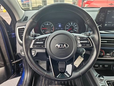 Used 2021 Kia Seltos S image 17
