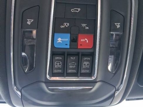 Used 2024 Jeep Grand Cherokee Limited 4xe AWD/4WD image 35