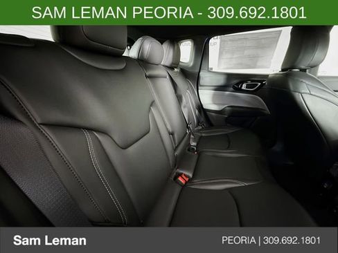 New 2026 Jeep Compass Limited image 25